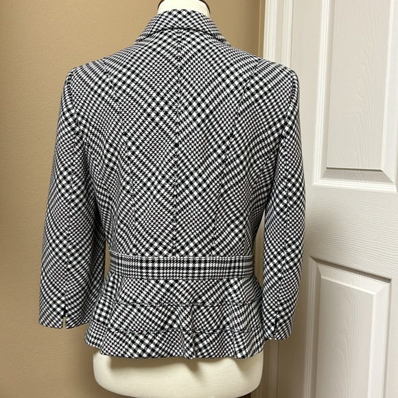 WHBM Houndstooth Double Breasted Peplum Blazer - Picture 3 of 5